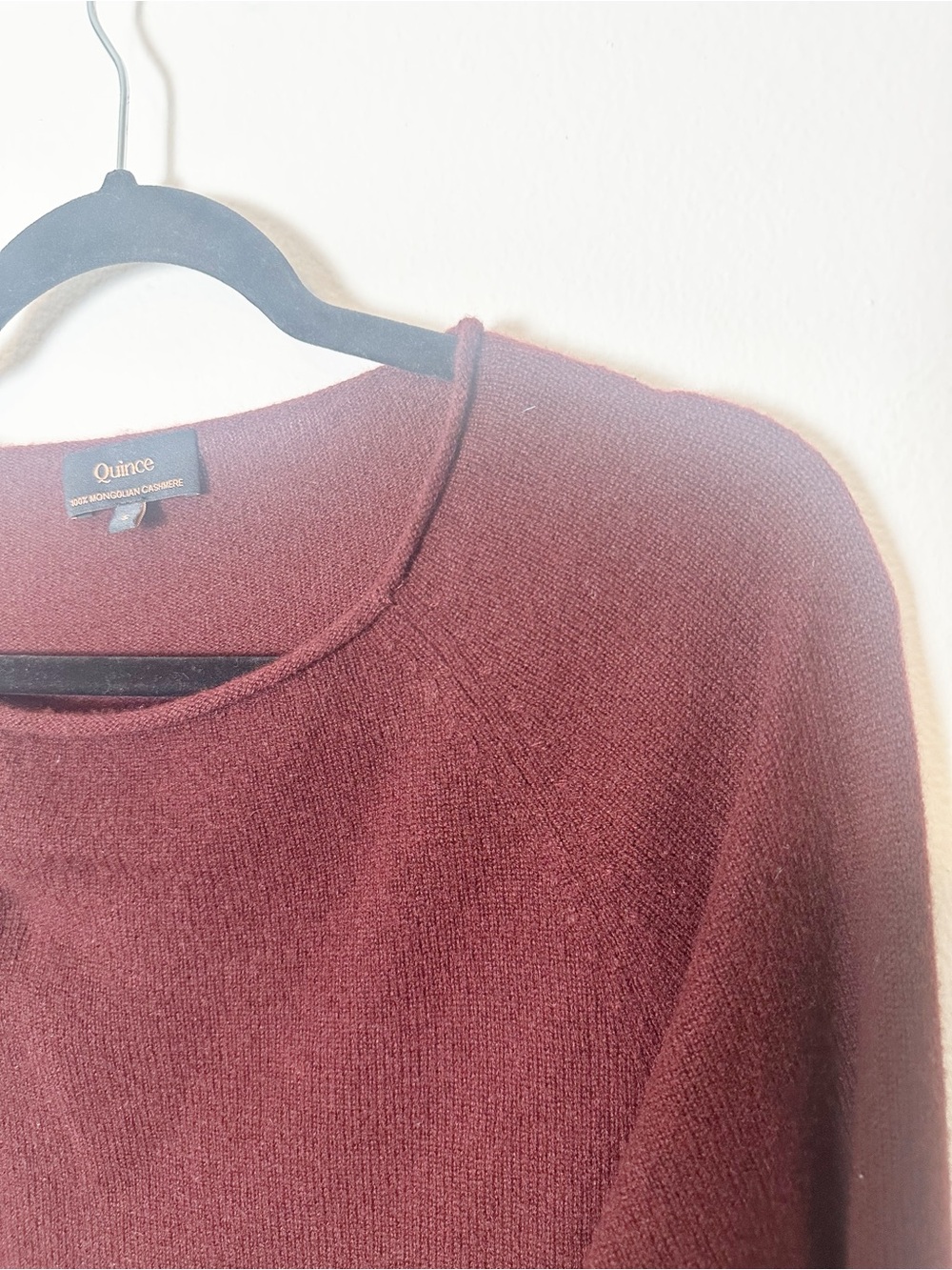 Quince 100% Mongolian Cashmere Boatneck Sweater Rich Burgundy Small - Picture 5 of 9
